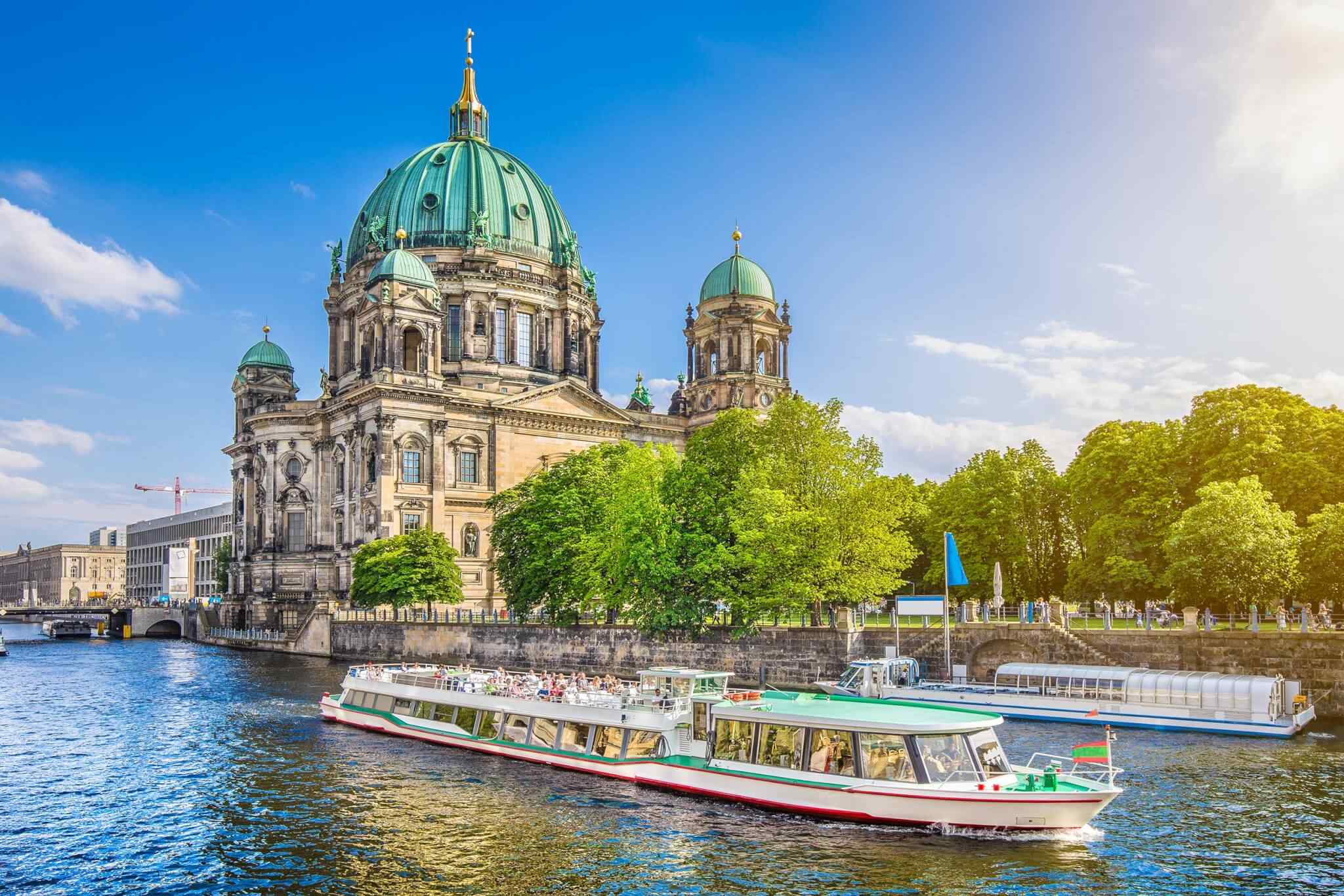 https://sealifefordiving.com/wp-content/uploads/2018/09/destination-berlin-02.jpg